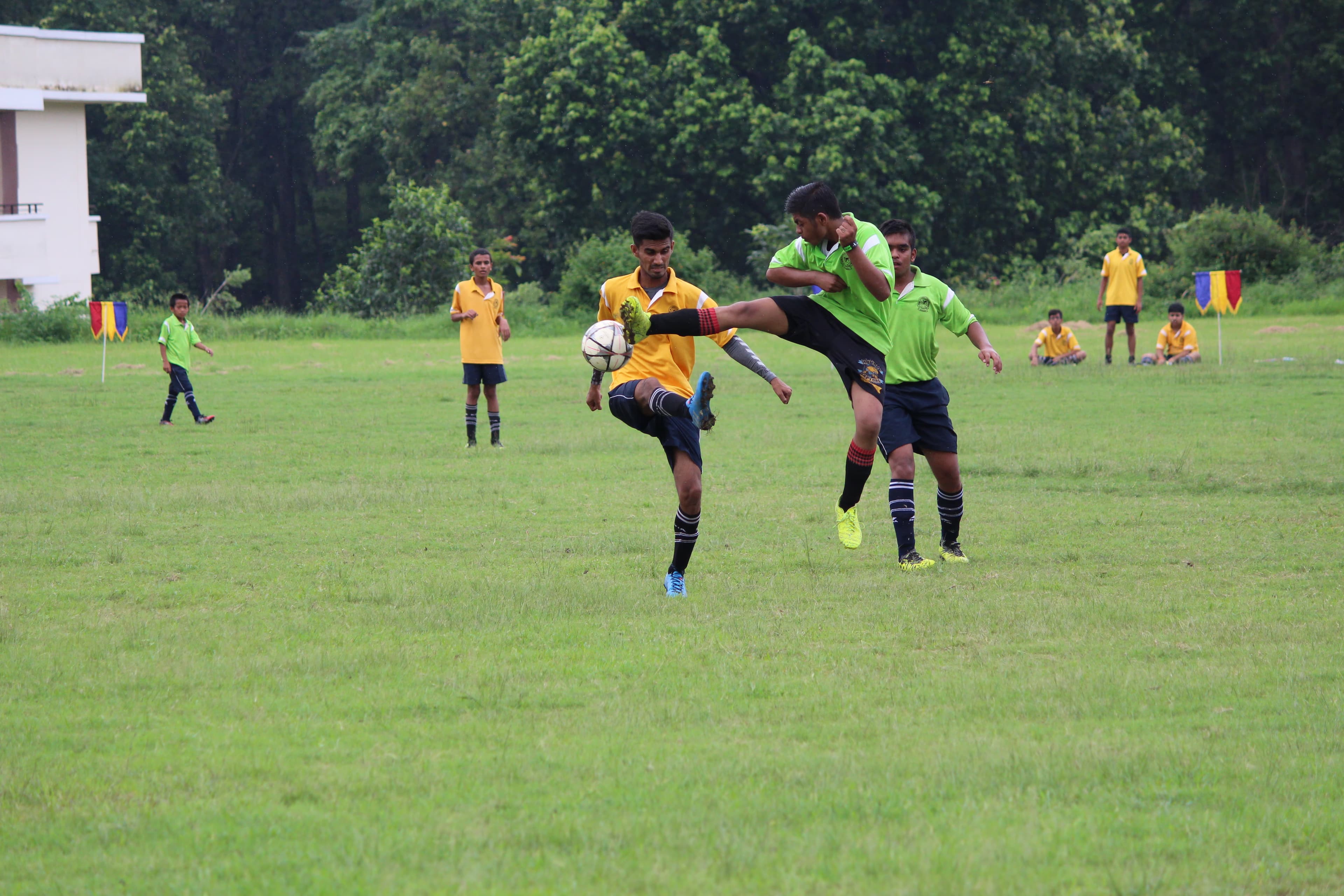 Team Sports & Competitive Leagues